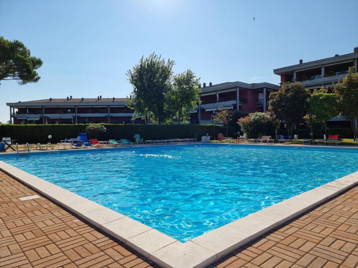 Home Gardaview Desenzano ديسينسانو ديل غاردا المظهر الخارجي الصورة